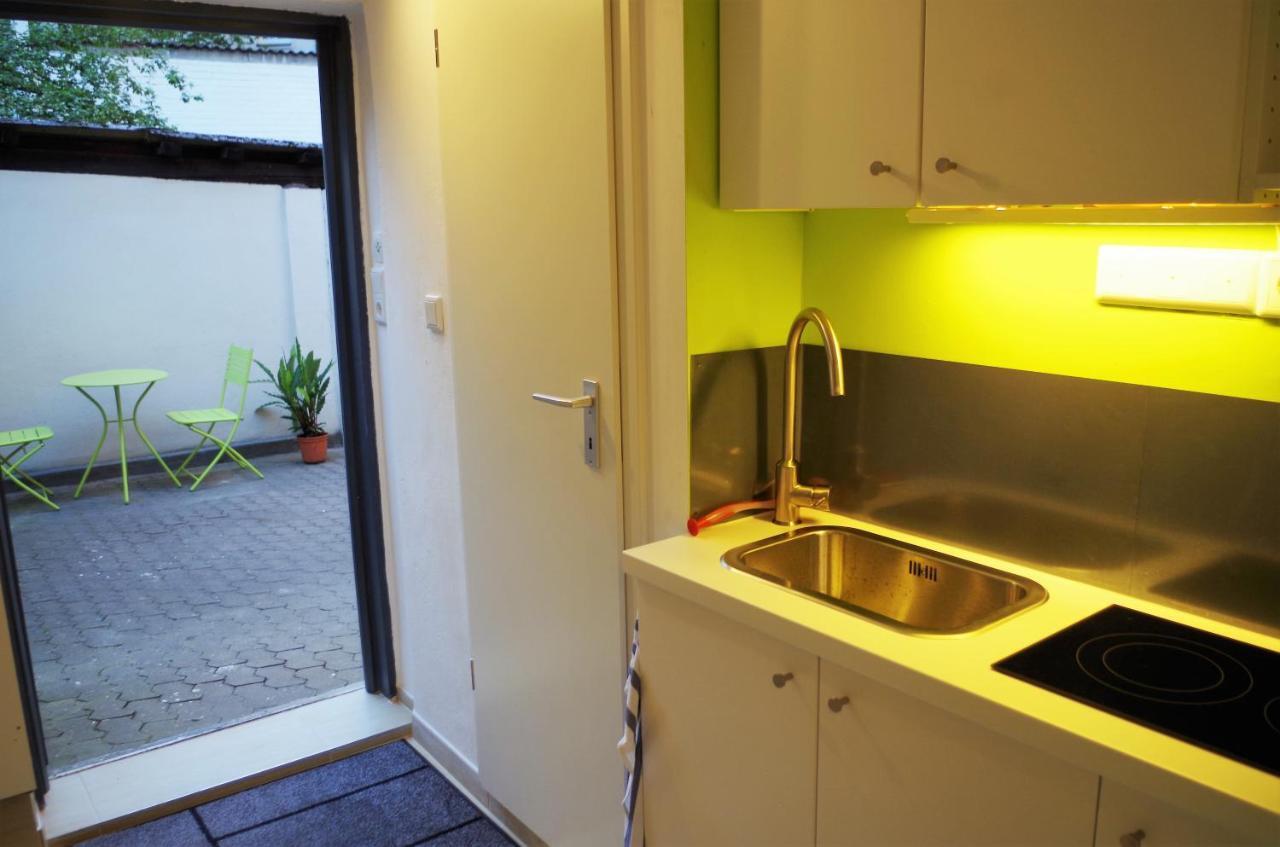 Apartment In Altstadt-/Messenahe, Zentral & Ruhig Norimberga Esterno foto